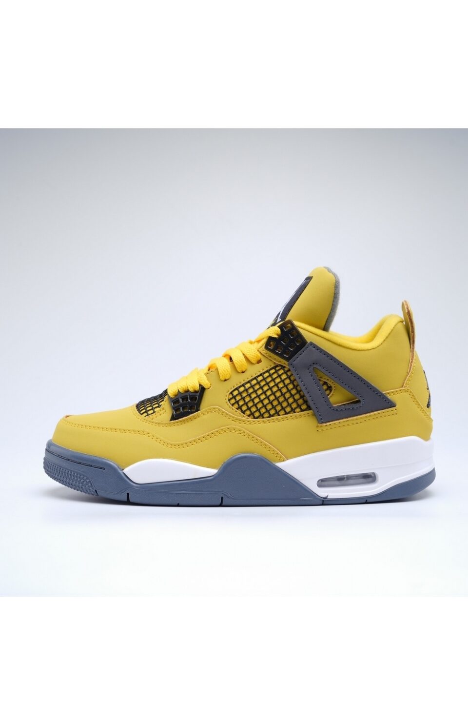 Air Jordan 4 Retro "lightning" 2021