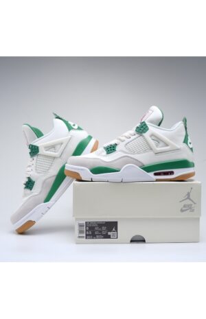 Air Jordan 4 Retro SB “Pine Green” – Midweek Heat (Style Code: DR0681-300)