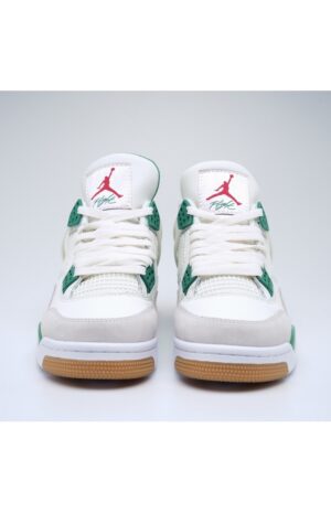 Air Jordan 4 Retro SB “Pine Green” – Midweek Heat (Style Code: DR0681-300)