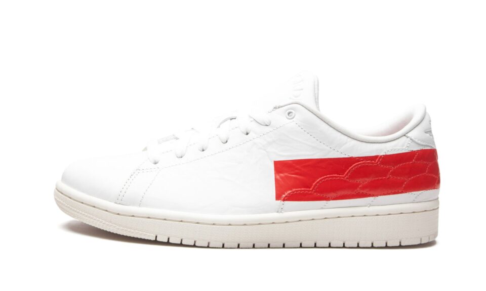 Air Jordan 1 Centre Court University Red