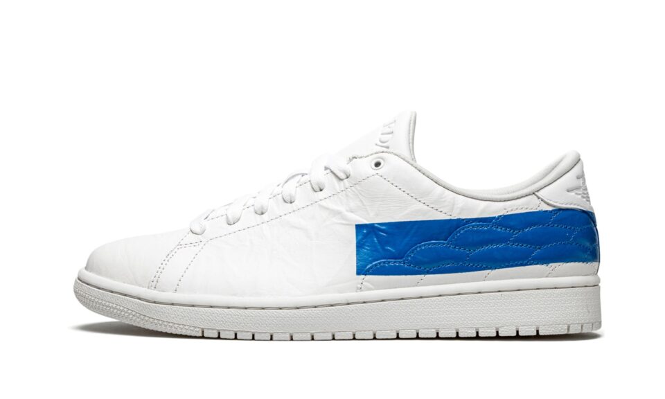 Air Jordan 1 Centre Court Military Blue