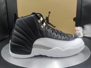 Air Jordan 12 Retro Playoffs 2022
