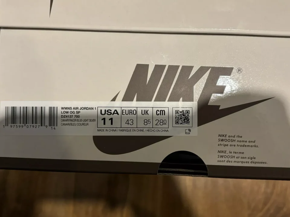 Air Jordan 1 Low "travis Scott" Canary (w) - Limited Edition