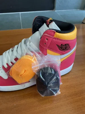 Air Jordan 1 High OG Light Fusion Red – Leather Basketball Shoes